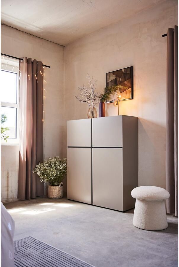 INOSIGN Highboard Cross moderne greeploze hoge kast met 4 deuren kast met deur Hoge kast hoogte 139 cm met veel bergruimte planken verstelbaar - Foto 9