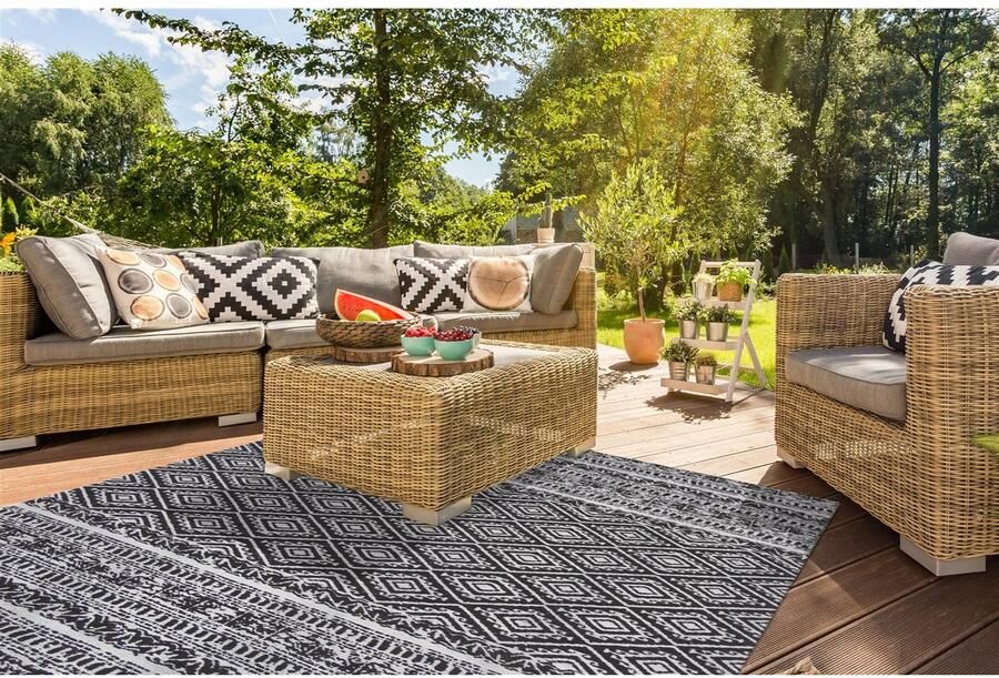 Kayoom Vloerkleed Sunny 110 Bijzonder onderhoudsvriendelijk. Geschikt voor binnen- en buitengebruik.