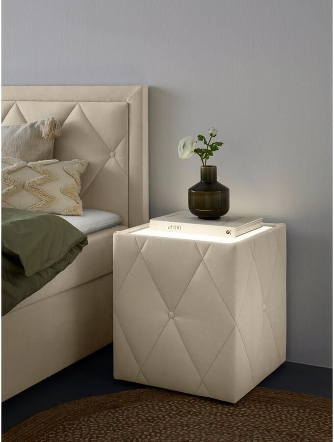 Leonique Nachtkastje Alfie met verlichting en bekleding van fluweel - Foto 3
