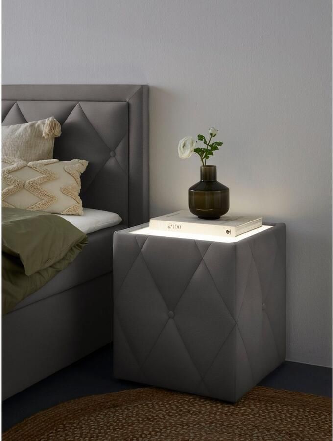 Leonique Nachtkastje Alfie met verlichting en bekleding van fluweel - Foto 3