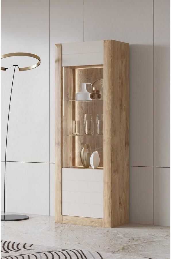 Leonique Vitrinekast Kasai