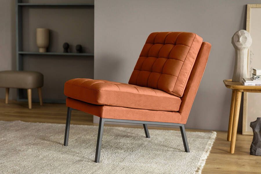 Lovi Fauteuil Chilli Zwart onderstel strakke vormen met zacht gewatteerde kussens