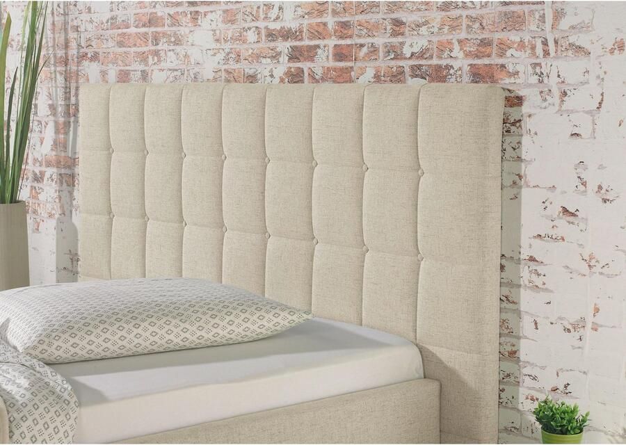 Maintal Gestoffeerd bed Cueno met en zonder matras in 2 uitvoeringen stiksels met capitonnage