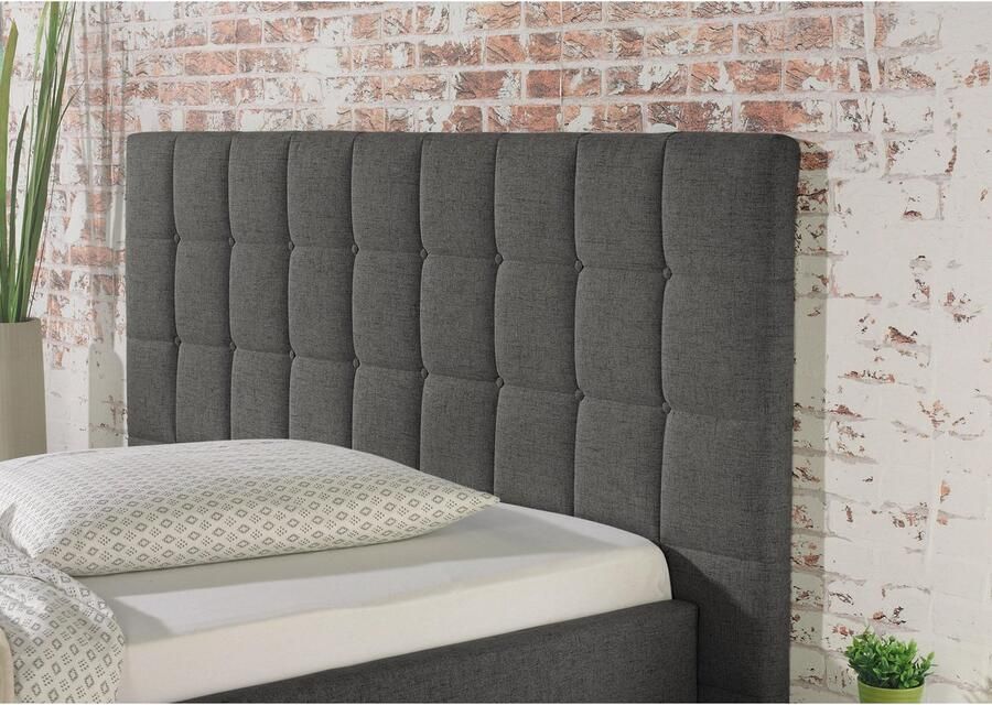 Maintal Gestoffeerd bed Cueno met en zonder matras in 2 uitvoeringen stiksels met capitonnage