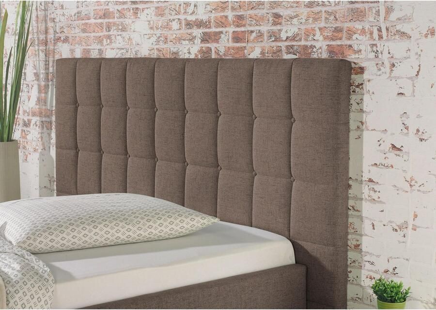 Maintal Gestoffeerd bed Cueno met en zonder matras in 2 uitvoeringen stiksels met capitonnage