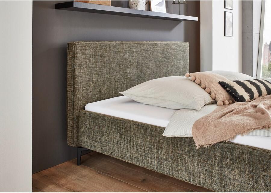 Meise.möbel Gestoffeerd bed Riva met eikenkleurige houten poten naar keuze met bedkist en lattenbodem