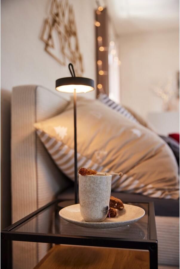 My home Led-tafellamp Charmont met houten voet afneembare hoofdkant als hanglamp te gebruiken oplaadbaar incl. accu + usb-kabel hoofdeinde magnetisch afneembaar hout (1 stuk) - Foto 4