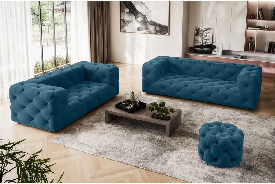 Places of Style Hocker FOLLINA Beklede poef met klassieke Chesterfield-knopafwerking