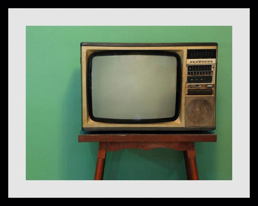 Queence Wanddecoratie Prime Time HD premium posterdruk incl. houten lijst (1 stuk) - Foto 2