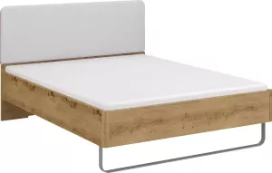 Rauch Bed Colombo met bekleed hoofdbord en metalen sleepoot