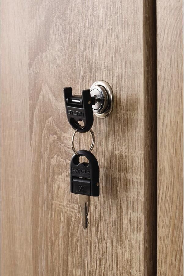 Rauch Kledingkast Kast Garderobe Garderobekast Schoonmaakkast Linnenkast BERGHEIM 2 buitenkades deur en afsluitbaar met 2 sleutels made in germany - Foto 15
