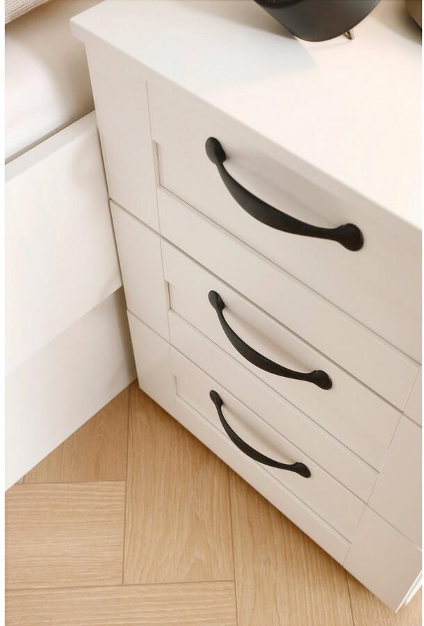 Rauch Nachtkastje Cottage by Aditio in scandinavisch landhuisstijl 3 lades met softclose-functie - Foto 6