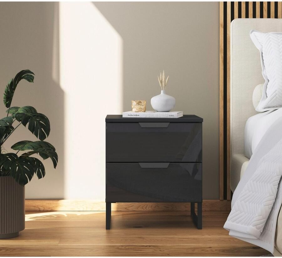 Rauch Nachtkastje Modern by Aditio met glazen front en sledevoet 2 lades met softclose-functie - Foto 4