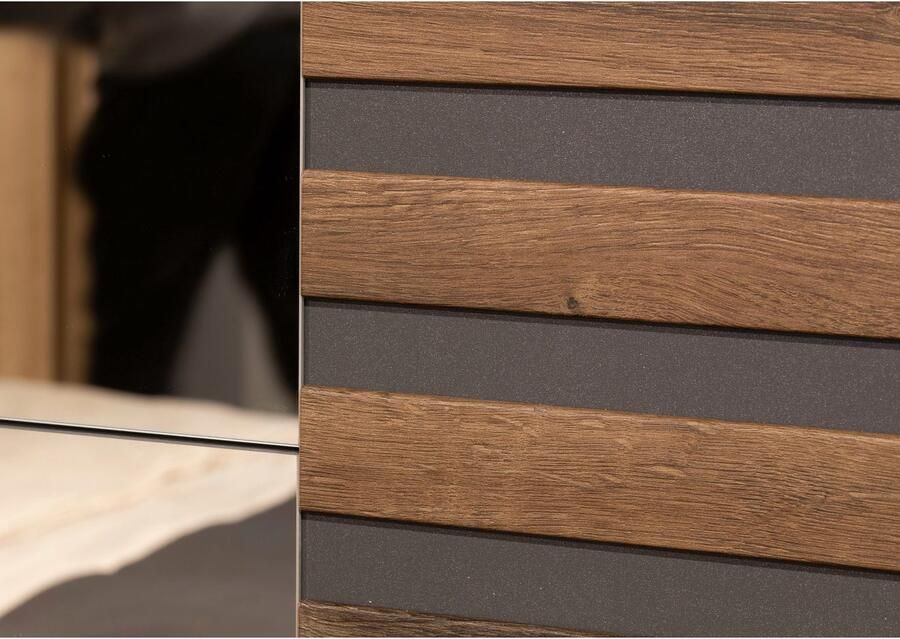 Rauch Zweefdeurkast Kledingkast Kast Garderobe Slaapkamerkast BAREA Front-oplage in moderne lamellen-look en spiegel MADE IN GERMANY - Foto 12