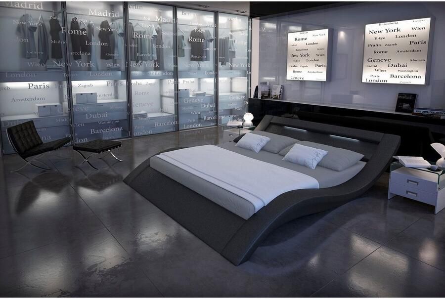 SalesFever Gestoffeerd bed Komfortables Polsterbett für erholsamen Schlaf met ledverlichting in het hoofdbord lounge bed in een modern model in imitatieleer