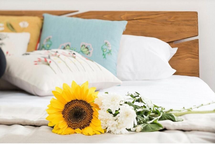 SalesFever Massief houten ledikant Eik Natuurlijk Bed Rustieke elegantie ontmoet moderne vormen uniek balkenbed - Foto 6