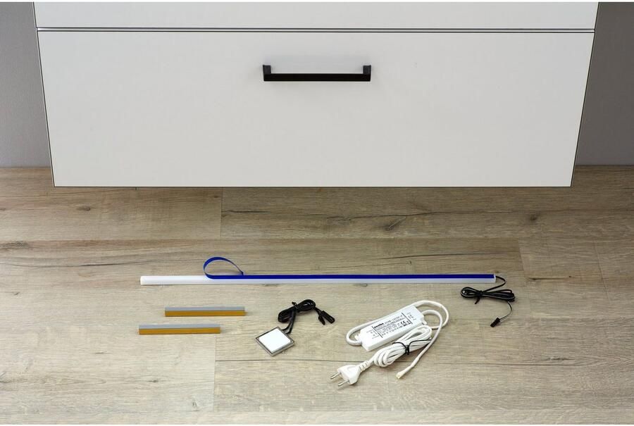 Saphir Badkamerserie Quickset 3-delig keramieken wastafelonderkast met led-spiegel met halfhoge kast inclusief deurdemper 2 deuren 1 nis 2 laden (5-delig) - Foto 6