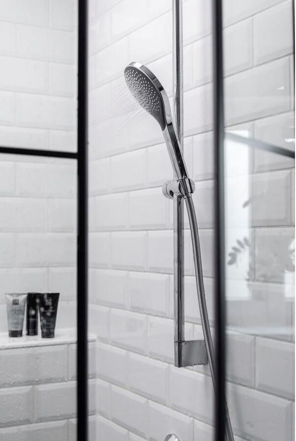 Wenko Handsproeier Watersaving Chroom Ø 12 cm (1-delig) - Foto 8