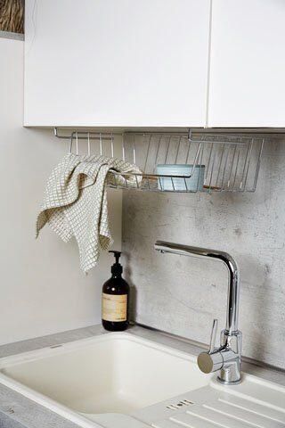 Wenko Organizer Opbergmand om aan de plank te hangen bevestiging zonder boren - Foto 3