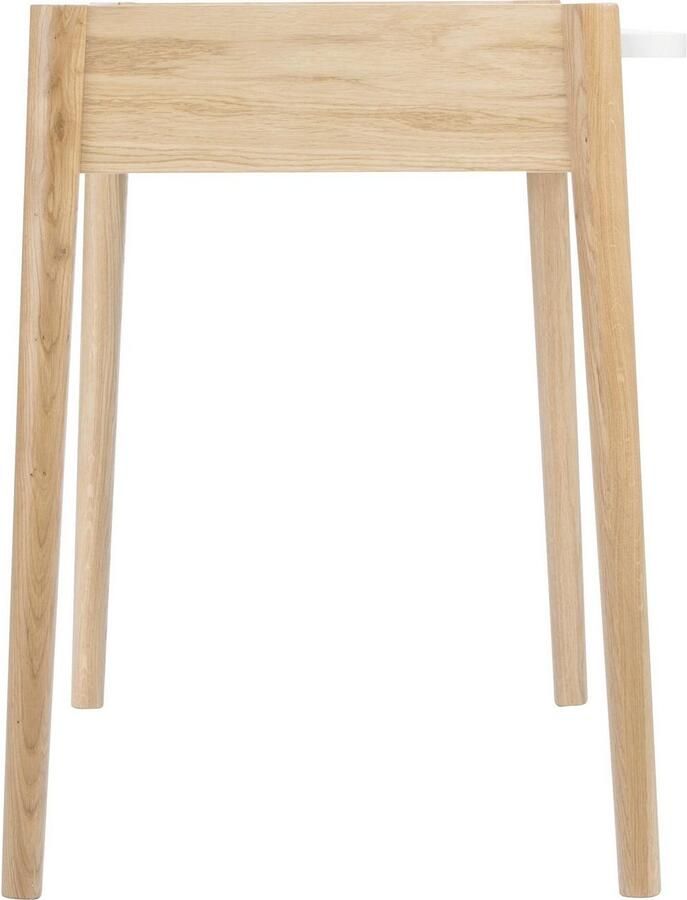 Woodman Bureau Feldbach in eenvoudige scandinavisch design