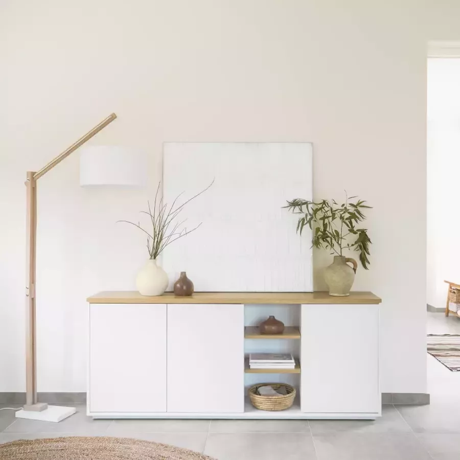 Kave Home Abilen 3-deurs dressoir van eikenhoutfineer met witte lak 180 x 75 cm FSC 100%