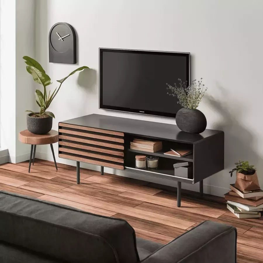 Kave Home Kesia 1-deurs TV-meubel met notenhoutfineer met zwarte lak & zwart staal 120 x 48 5 cm - Foto 1