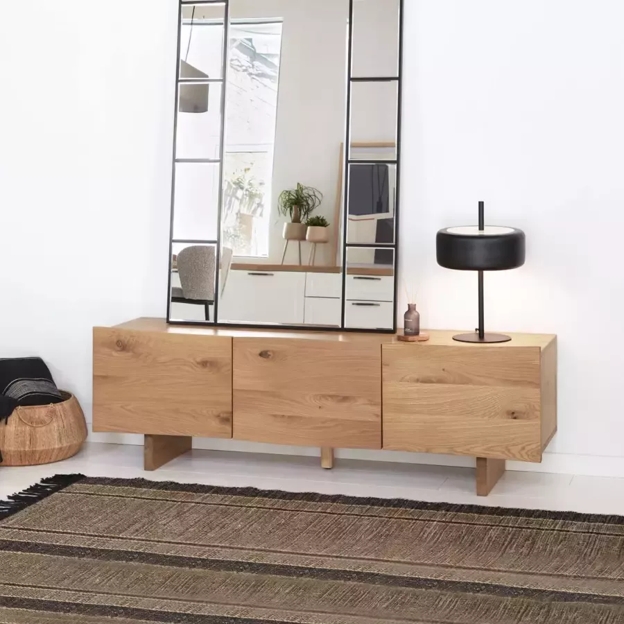 Kave Home Rasha 4-deurs TV-meubel in eikenfineer met natuurlijke afwerking 160 x 45 cm