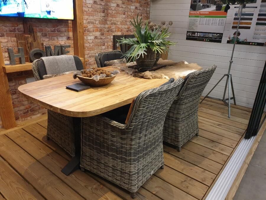 Van Kooten Tuin en Buitenleven SenS-Line Teak tafel + 4 stoelen Showmodel Hoofddorp- Sens-Line