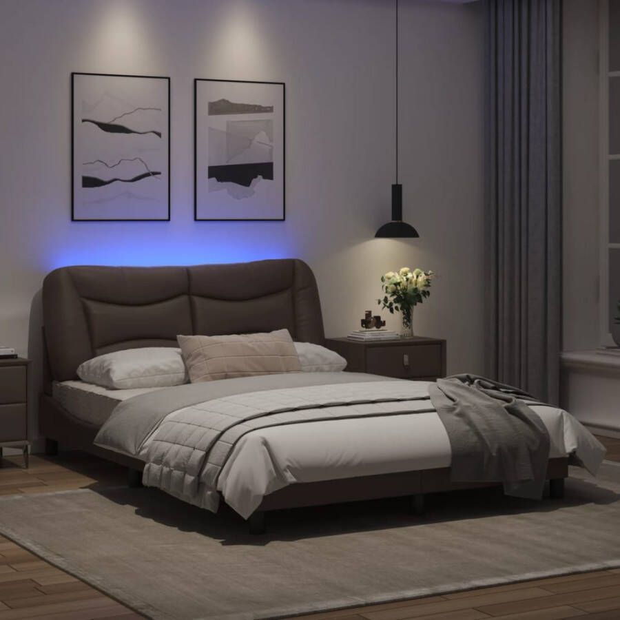 VidaXL Bedframe met LED zonder matras Hvar kunstleer bruin 140x200 cm