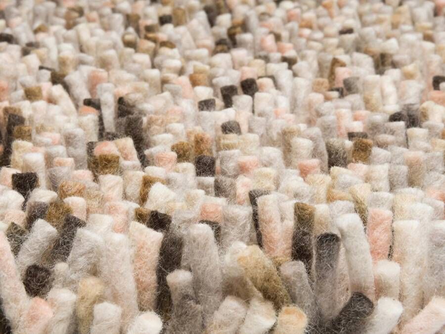 Brink en Campman Dots 170531 140x200 cm Vloerkleed