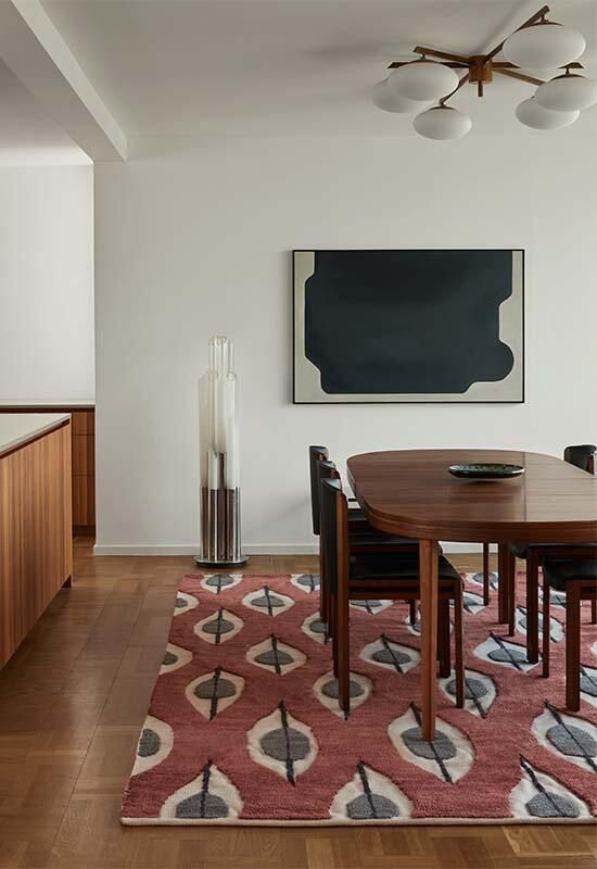 Layered Vloerkleed Stig Lindberg Trellis Rug Claret Red