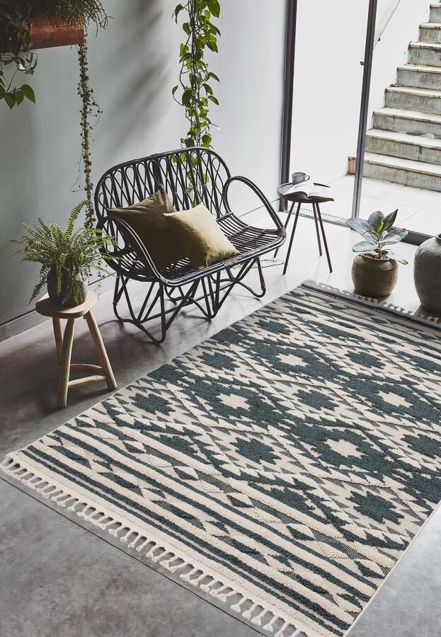 MOMO Rugs Taza TA01 Green Swatch