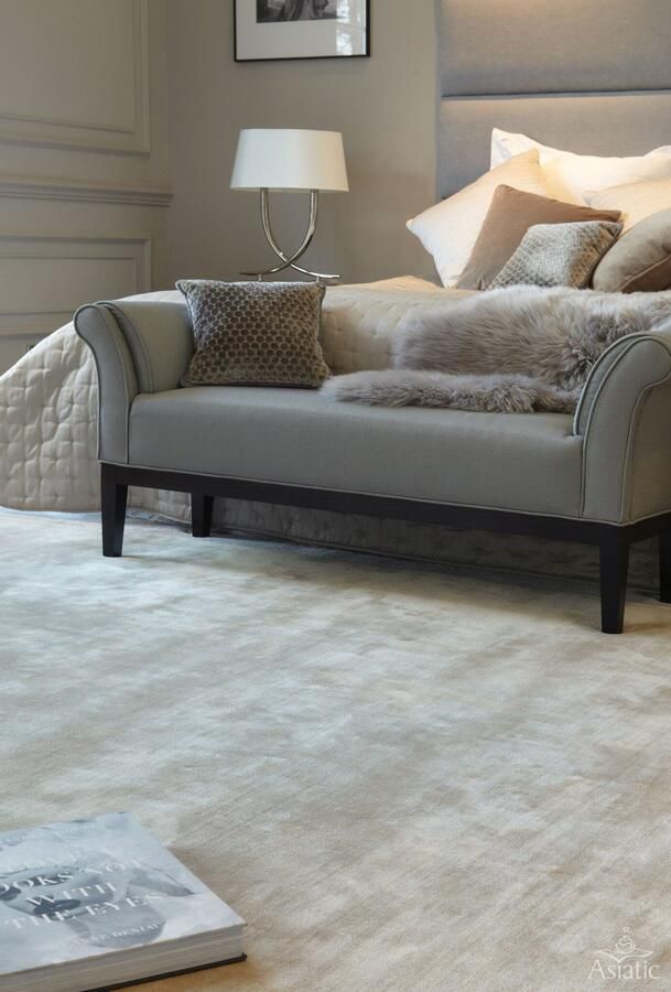 MOMO Rugs Vloerkleed Katherine Carnaby Chrome Pearl Rug