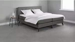 Beter Bed Basic Beter Bed box Nottingham met gestoffeerd matras 180x200 zwart