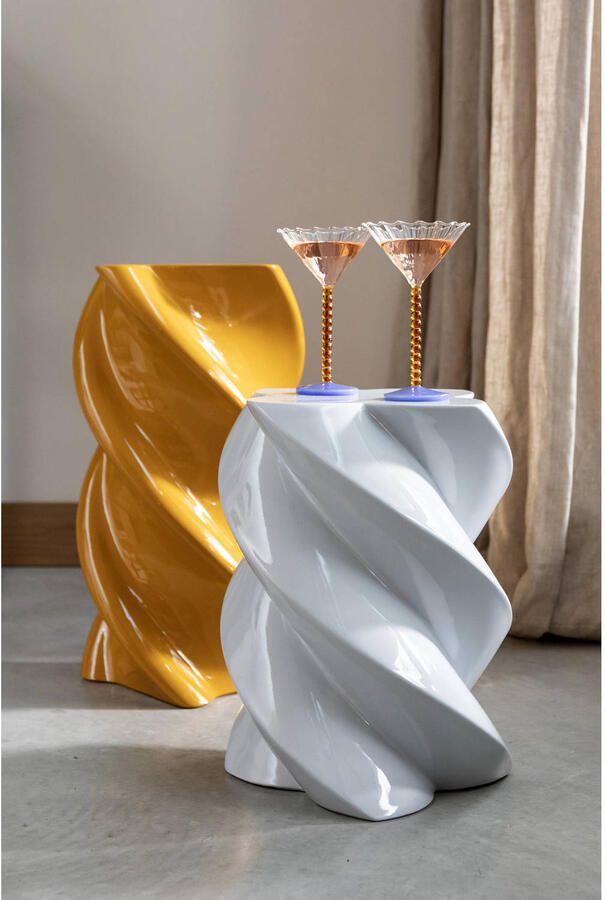 &k amsterdam Pillar Marshmallow Bijzettafel H 54 cm Oker