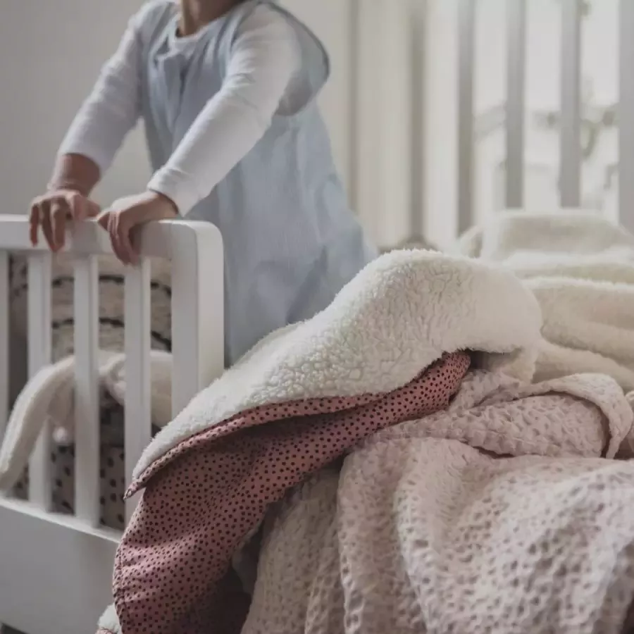 Mies & Co baby wiegdeken Honeycomb 70x100 cm soft pink - Foto 2