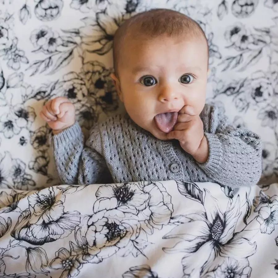 Mies & Co Stretchkatoen wieg hoeslaken Bumble Love 40x80 cm