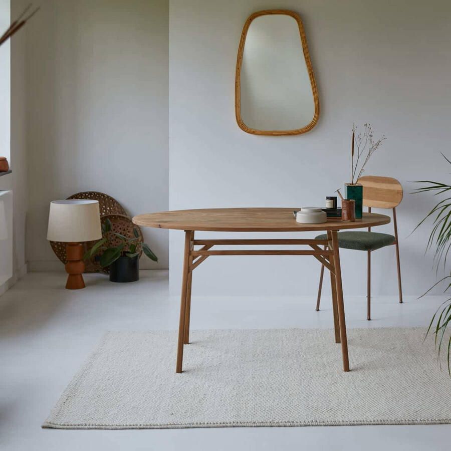 Tikamoon Elena Ovaal bureau van gerecycled massief teckhout