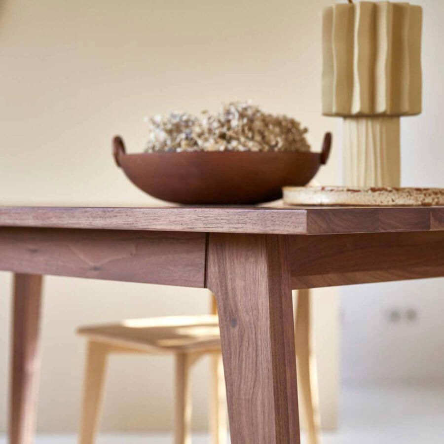 Tikamoon Esmée Tafel van massief notenhout voor 6|8 personen. - Foto 2