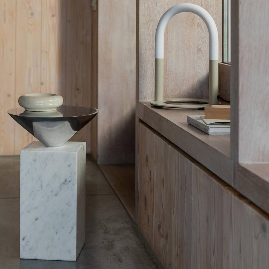 Zuiver Pride Bijzettafel Rond 30 cm Metaal| Marmer Wit